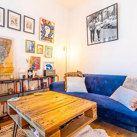 Guestready - Parisian Romance In A Chic Hideaway Paris